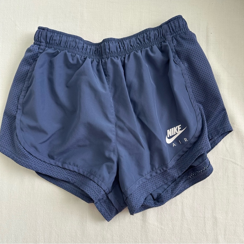 Nike Dri Fit Short Bundle of Three Womens Medium Running Outdoors‎ - Picture 8 of 10